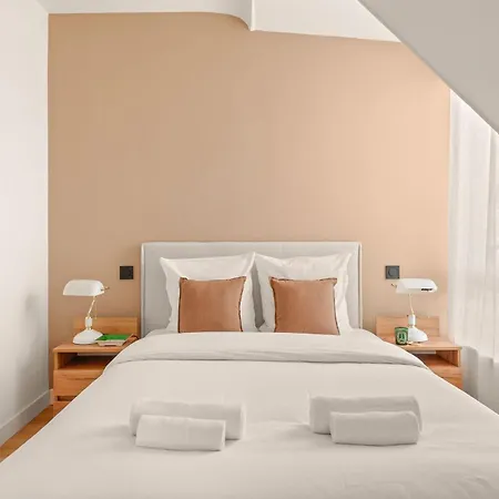 Appartamento De Luxe Sous Les Toits Tour Eiffel - 1bdr-4p Parigi